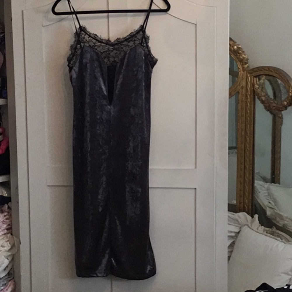 Urban Outfitters VELVET Eyelash Lace DRESS MEDIUM